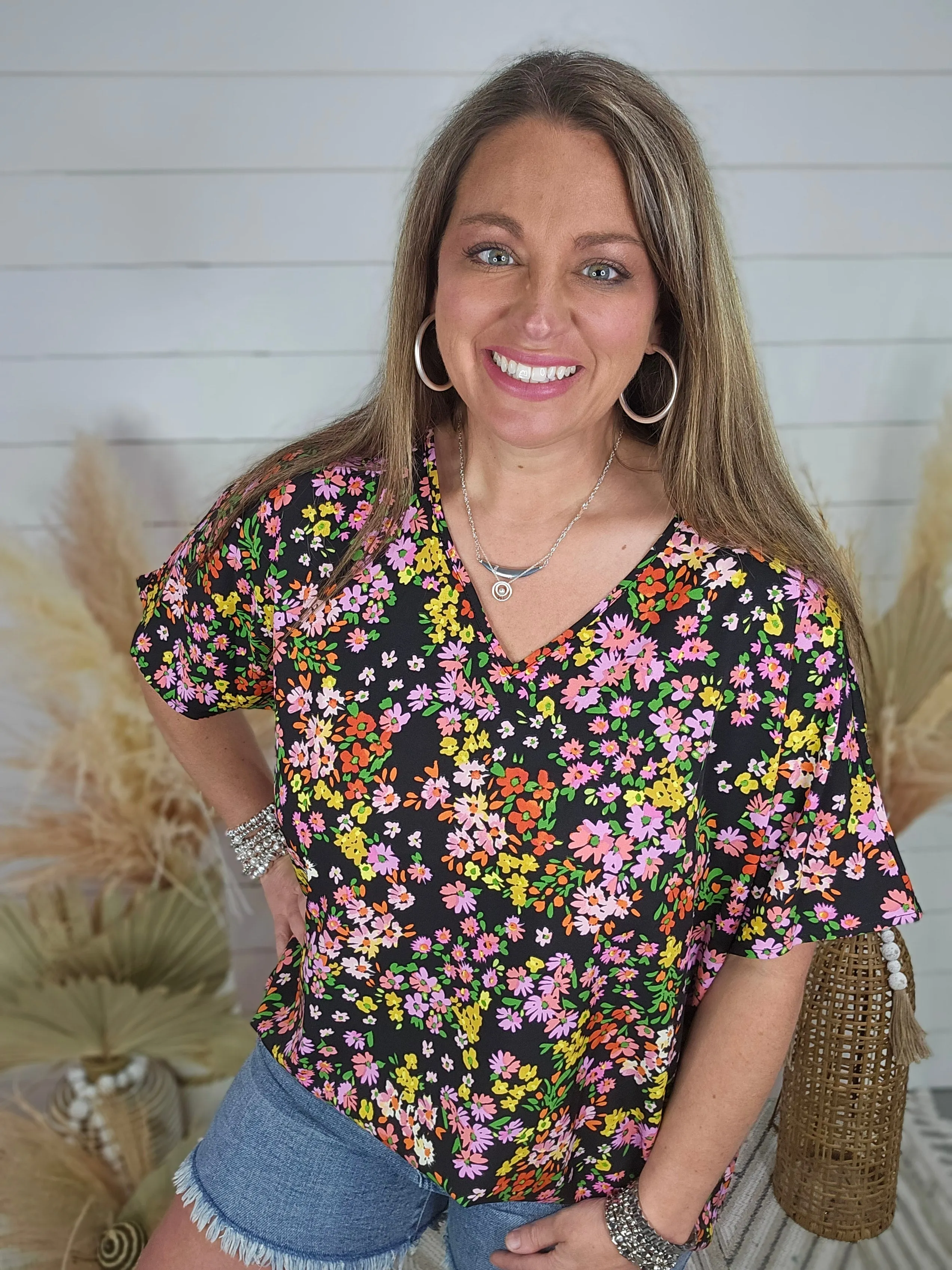 BLACK FLORAL OVERSIZED V NECK WOVEN TOP