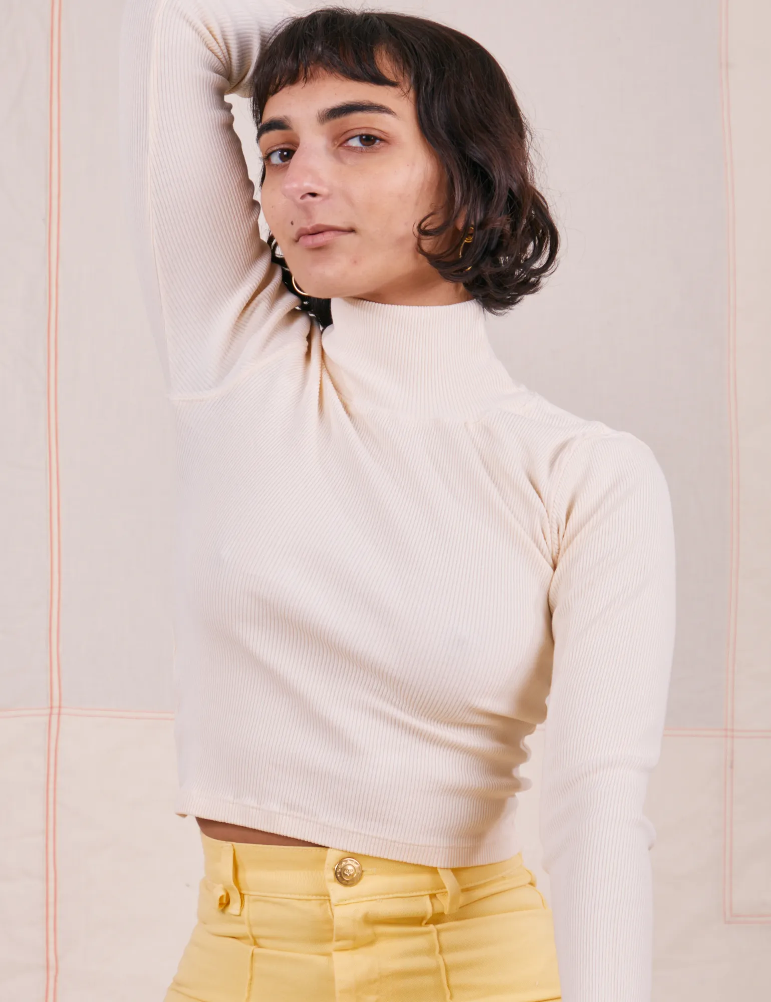 Essential Turtleneck - Vintage Tee Off-White