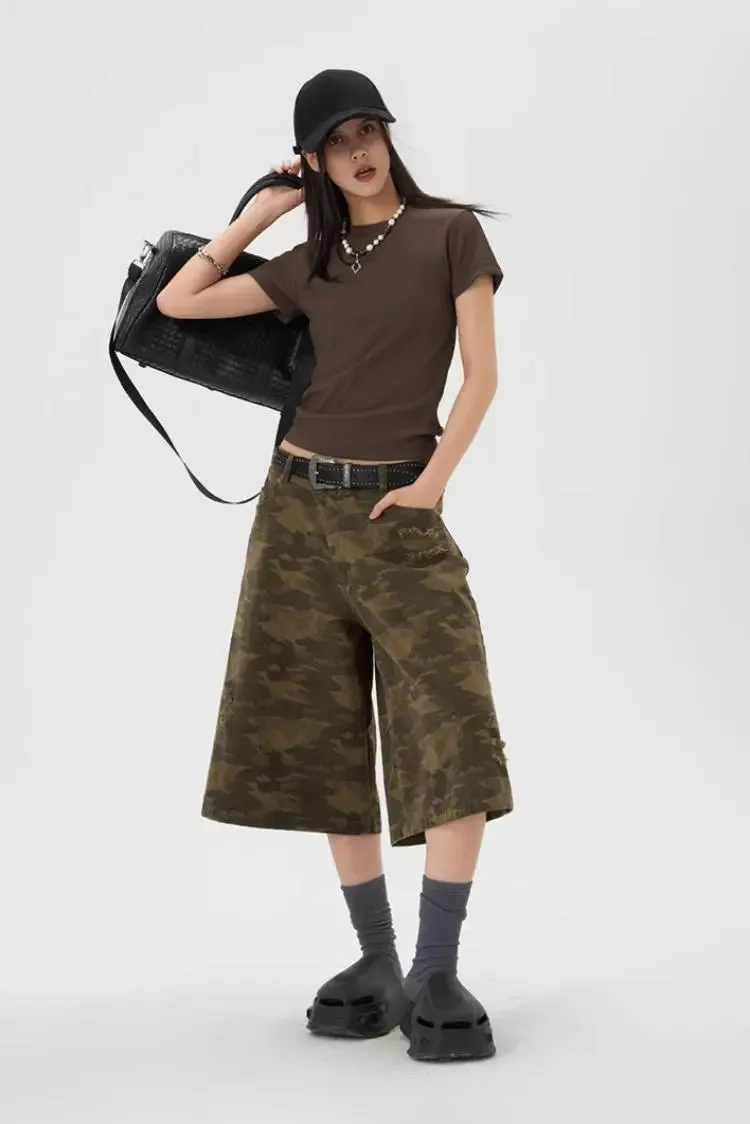 Oversized Camo Cargo Baggy Jorts