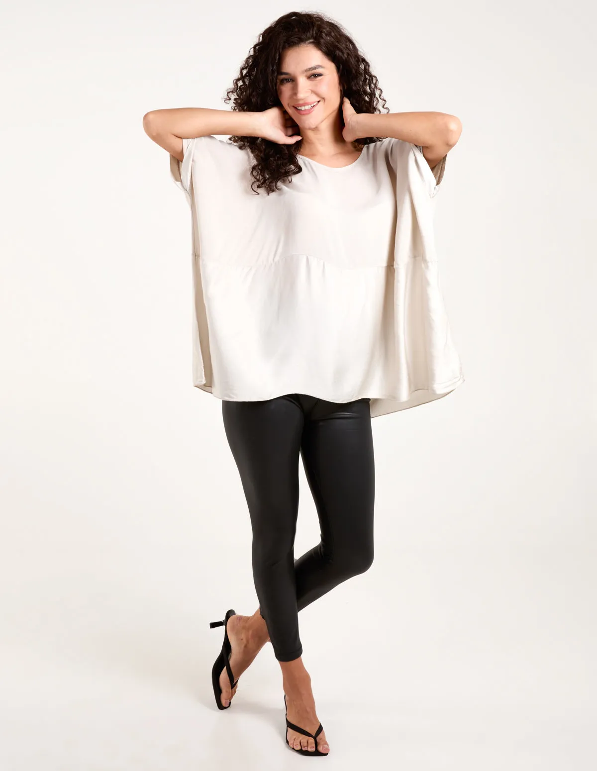 Oversized Round Neck Contrast Top